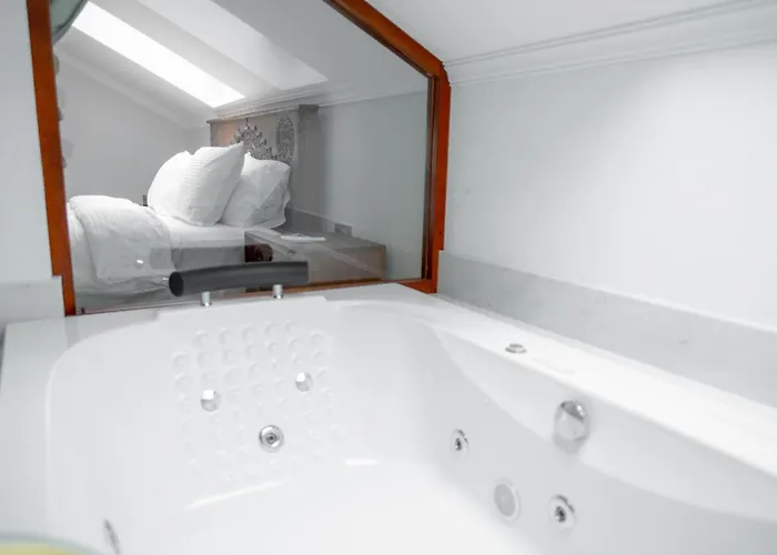 Kocin Luxury Boutique *