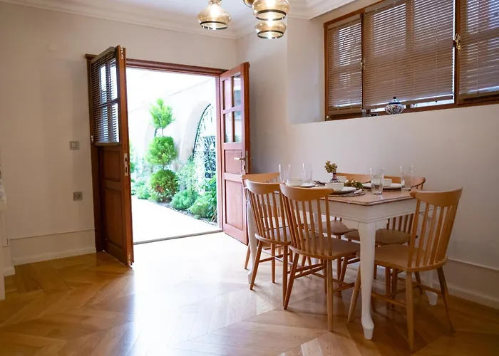 Kocin Luxury Boutique * トラブゾン