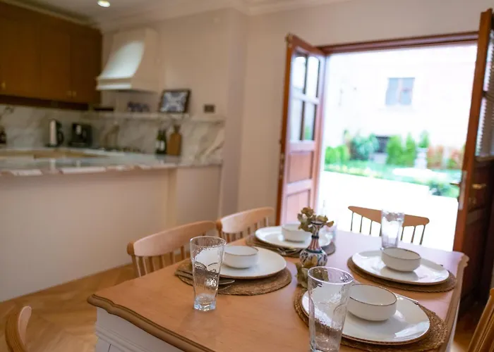 Kocin Luxury Boutique *