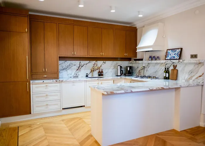 Kocin Luxury Boutique *