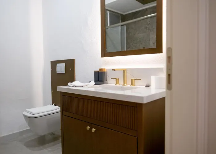 Kocin Luxury Boutique * トラブゾン