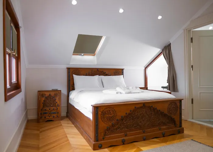 Kocin Luxury Boutique *